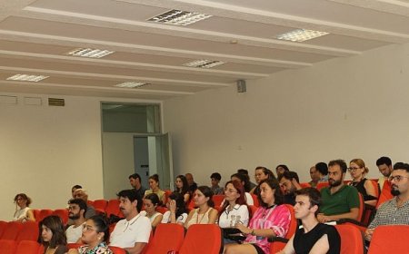 EÜ–GEE’de “Baskı Tabanlı İnce Film Organik-Perovskit Güneş Pilleri” Semineri