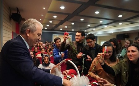 EÜ Eğitim Fakültesi yeni öğrencilerini bekliyor