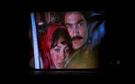 Kalamış Yaz Festivali Yeşilçam’ın sultanı Türkan Şoray ile başladı.