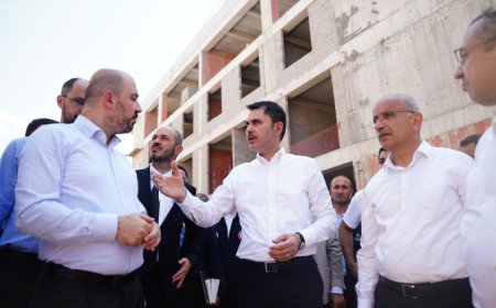 Bakan Kurum deprem bölgesinden çalışma görüntüleri paylaştı