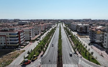 Konya Büyükşehir Ahmet Yesevi Caddesi ve Sakarya Kavşağı’nda Yol Kalitesini Yükseltti
