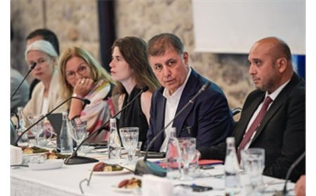 Tugay: Elimizin altında olan hazineleri görmeliyiz