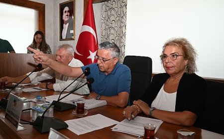 Kemer Belediyesi Ağustos ayı meclisi yapıldı