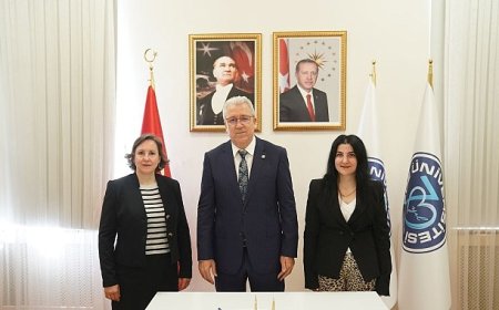 EÜ’nün “Jinekolojik ve Obstetrik Muayene Giysisi” buluşu “Faydalı Model” olarak tescillendi