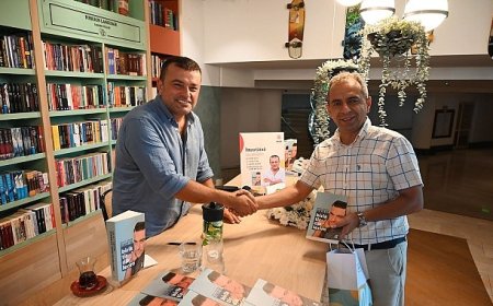 Saffet Yenigün yeni kitabını okuyucuyla buluşturdu