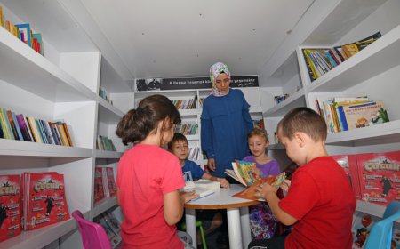 Bursa Osmangazi’de gezici kütüphane 1 yıldır yollarda