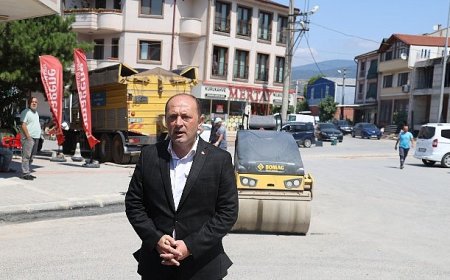 Geyve’de Asfalt Yama Çalışmaları Hız Kesmeden Devam Ediyor