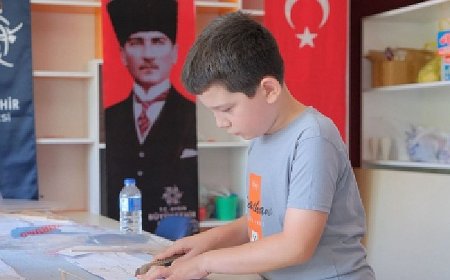 Başkan Çerçioğlu’ndan Geleceğin Mühendislerine İlk Adım: Model Uçak Kursları Başladı