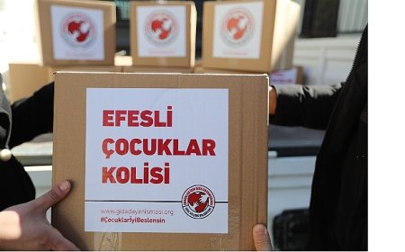 Efes Selçuk’ta Anne Adaylarına ve Bebeklerine Gıda Dayanışması Desteği