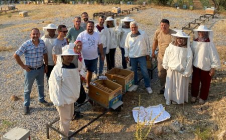 Manisa’da arıcılara uygulamalı eğitim desteği