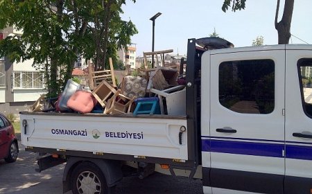 Zabıtadan kaldırım işgaline müdahale