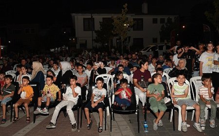 Osmangazi Belediyesi’nin sinema gecelerine yoğun ilgi