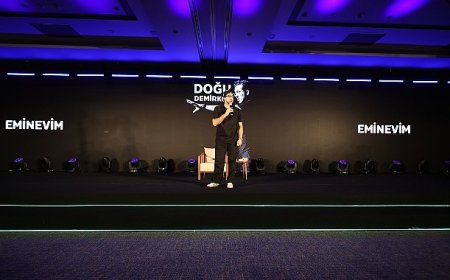 Eminevimliler tapu teslim töreninde buluştu