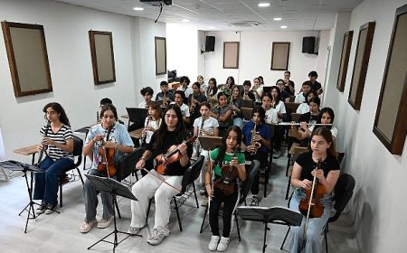 Kemer Belediyesi sokak hayvanları için konser düzenleyecekKemer Belediyesi sokak hayvanları için konser düzenleyecek