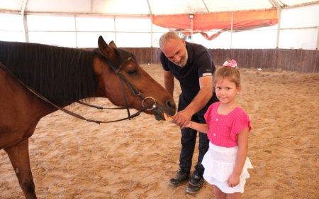 Kocaeli’de minik biniciler at sevgisiyle büyüyor