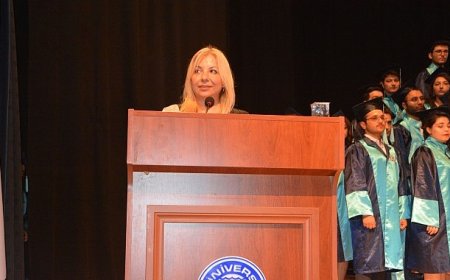 EÜ Eczacılık Fakültesi 2025 mezunlarını uğurladı