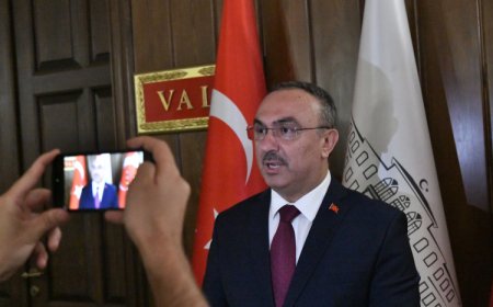 Tekirdağ Şarköy ve Çanakkale Ayvacık’ta yangınlara müdahale sürüyor