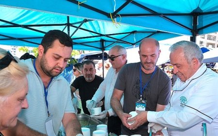 Başkan Şadi Özdemir’den aşure ikramı