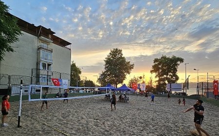 Gölcük’te Her Yıl Şenliğe Dönüşen Turnuva Başladı