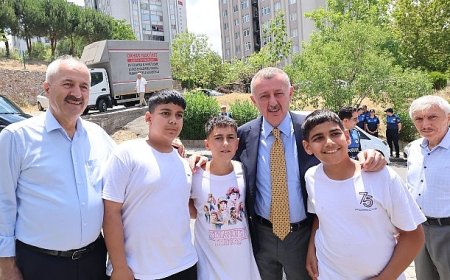 Büyükakın, Gebze’de aşure dağıttı