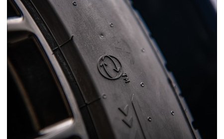 Pirelli, %70’ten Fazla Biyo-bazlı ve Geri Dönüştürülmüş Malzeme İçeren İlk Standart Üretim Lastiğini Tanıttı