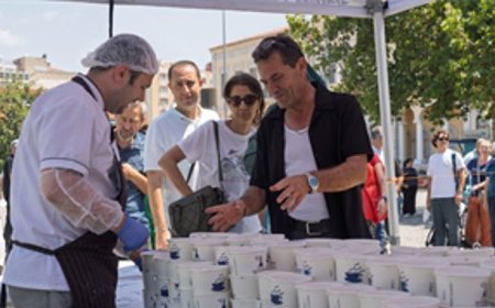 İzmir’de Muharrem ayı bereketi