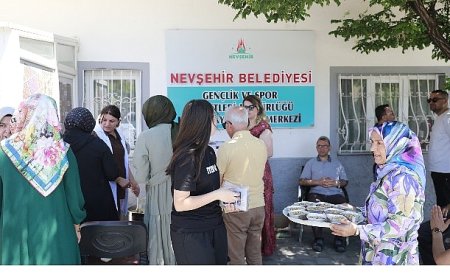 Bolluk ve Bereketin Sembolü Aşure İkram Edildi