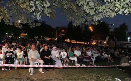 Osmangazi’de çocuklar açık hava sinemasında buluştu
