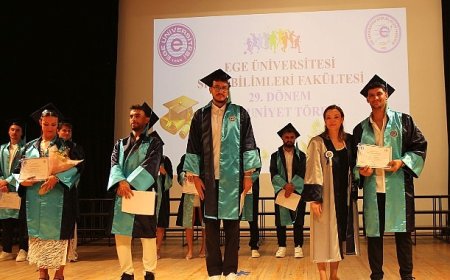 Ege Üniversitesi Spor Bilimleri Fakültesi mezunlarını coşkuyla uğurladı