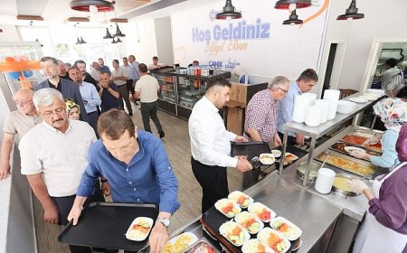 Canik Belediye Başkanı İbrahim Sandıkçı, SBB Meclis Üyelerini Can Sofrası’nda ağırladı.