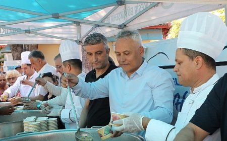 Edremit Belediyesi’nde aşure hayırları başladı