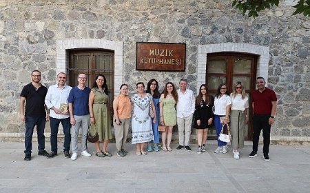 Büyükşehir’in yazarlık atölyesi ‘Anlatılmayan Öyküler’ kitabıyla ilk meyvesini verdi