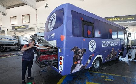 Üsküdar Belediyesi, İzmir’deki yangına müdahaleye destek amacıyla bölgeye gitti.
