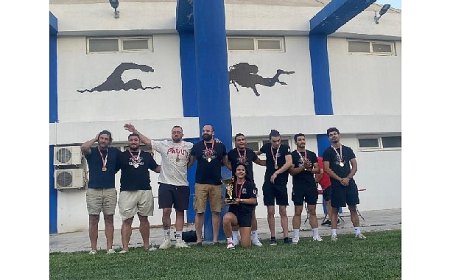 Egeli genç ragbicilerden İzmir’de çifte şampiyonluk