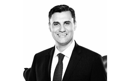 Ferdi Zeyrek’in ismi Dikili’de yaşayacak