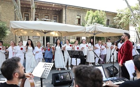 Bağcılar Belediyesi Türk Halk Müziği Korosu’ndan Darülaceze’de Anlamlı Konser