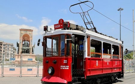 İstanbul’un Tarihi Nostaljik Tramvayı Yenilendi