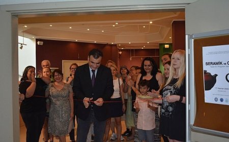 EÜ’de “Seramik ve Cam Tasarımı Sergisi” sanatseverlerle buluştu