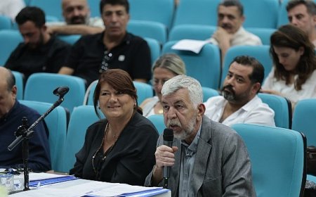 Konak Meclisi’nde iki yeni çöp kamyonu müjdesi geldi