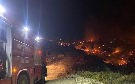 Manisa Büyükşehir’den İzmir’deki Orman Yangınlarına Söndürme Desteği