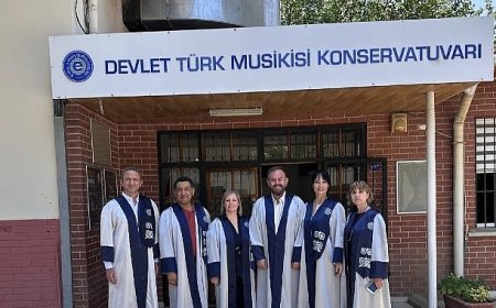 Türkiye’de bir ilk: EÜ DTMK Türk Halk Oyunları Doktora Programı ilk mezununu verdi