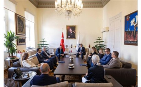 İzmir ve Selanik arasındaki dostluk köprüsü güçleniyor