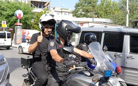 Bağcılar Belediyesi YKS’ye giren öğrencilerin yardımına koştu