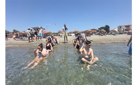 Gençlerle eğlence bu yaz da su gibi akacak