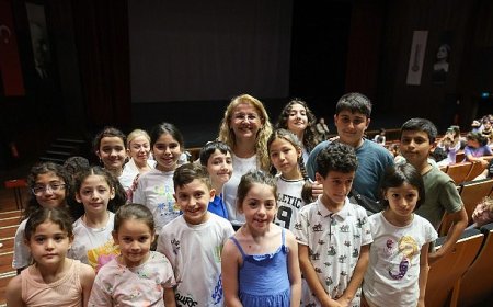 Bakırköy’de karne sevinci