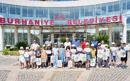 Burhaniye’de çevreye duyarlı öğrenciler ödüllendirildi