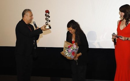 Çeyrek Asırlık Alkış: Frankfurt’ta Türk Filmleri Sanatseverlerle Buluştu, Ödüllerle Taçlandı