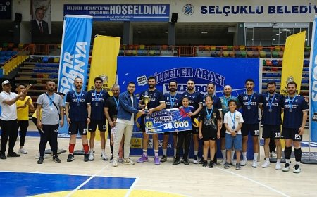 Konya Büyükşehir’in İlçeler Arası Voleybol Turnuvası’nda Şampiyon Hüyük