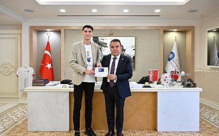 Başkan Böcek’e “Genç Kart”ı anlattı