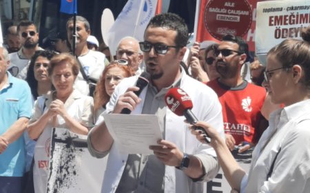 Aile Hekimleri İstanbul’da eylemde… Eziyet Yönetmeliği geri çekilsin!